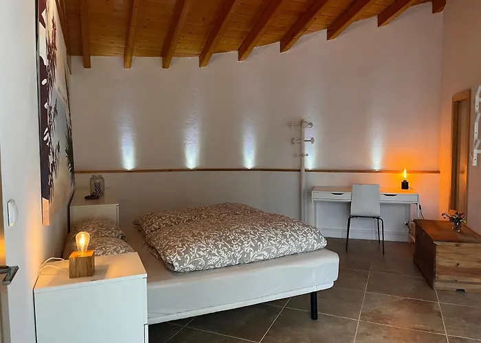 Pilgrims Rest - Nova De Cerveira - - - Al Hostel *