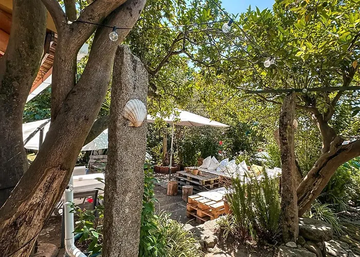 Pilgrims Rest - Nova De Cerveira - - - Al *